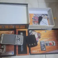 گوشی قدیمی از کار افتاده