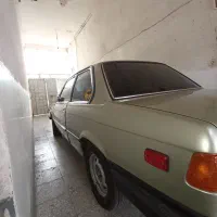 بی ام و ۳۲۰ کلاسیک