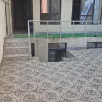 اجاره یکجا ساختمان 3طبقه خ پاستور
