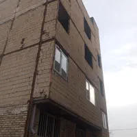 آپارتمان سفت کاری شده