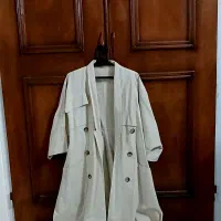 تعدادی لباس نو