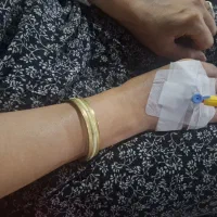 خدمات پرستاری و سرم تراپی در منزل شما