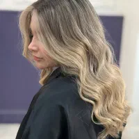 خدمات رنگمو لایت و بالیاژ ۲۰٪ تخفیف
