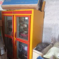 یک دستگاه یخچال ایستاده مغازه چهار درب