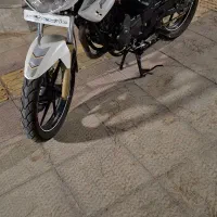 آپاچی 180