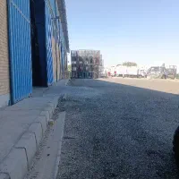 کارگر انبار . کارگر ساده .