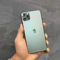 ایفون 11پرو و یک گوشی۶s