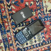 گوشی دگمه ای دوربین دار.