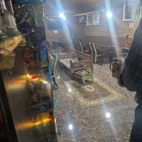 به قلیون زن کارگر قهوه خونه