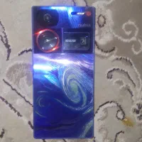 گوشی نوبیا Z60 باکارتنش رنگشم آبی شبهای ونکوک..