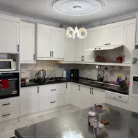 ۱۰۰ متر/۲ پارکینگ/فول بازسازی شده/غرق نور