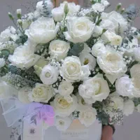 خانم مجرد جهت فروشندگی در تزییناتی عقد و عروسی