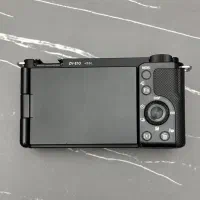 sony ZV-E10 + لنز سونی 50mm