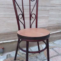 سه تا صندلی