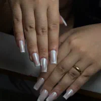 کاشت ناخن فقط ۳۵۰