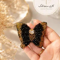 اکسسوری دست‌ساز خاص ، جواهردوزی و سفارش روی لباس