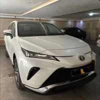 تویوتا ونزا لاکچری ۲۰۲۵