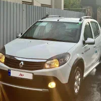 ساندرو استیپ وی اتومات مدل1396 مشابه صفر80هزارکار