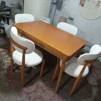 میزغذامینیمال