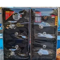 فرصت،تمام چک ،گاوصندوق،باماشین پر از گاوصندوق