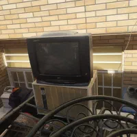 تلویزیون قدیمی مناسب برای مجردی و نگهبانی