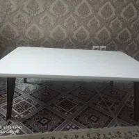 میز وسط سفید رنگ