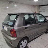 ام وی‌ ام ۸۸بدون رنگ