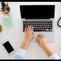 به یک منشی خانم نیازمندیم