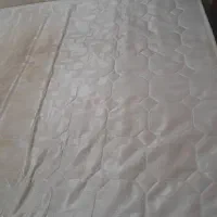 دوعدد تشک دونفره  ویک عدد تشک تک نفره