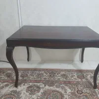 میز چوبی