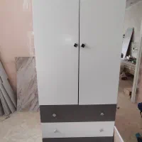 کمد و میز تحریر