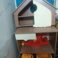 میز به همراه کتابخانه بدون صندلی
