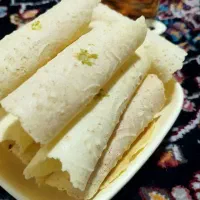 شیرینی نان لوله ای هل و گلاب و حلوا