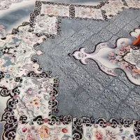 ی فرش دوازده متری در حد نو بفروش میرسد