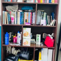 کتابخونه ۴ طبقه