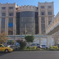 واحد اداری ۱۰۰ متری در نقاط مختلف