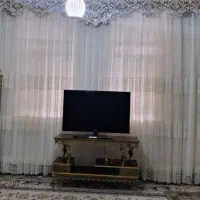 پرده و روبالشتی