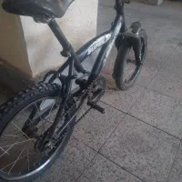 دوچرخه سایز۱۲وهمراه اسکیت