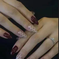 آموزش و خدمات ناخن ۲۰۰