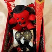 هدیه شیک و ماندگار به عزیزت بده ساعت وباکس ولنتاین