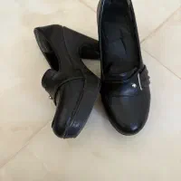 کفش پاشنه دار