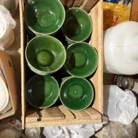 تعدادی ظروف