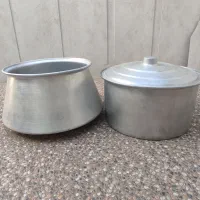 ۲ عدد قابلمه بزرگ رویی اصل کاملا سالم و نو