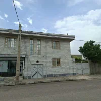 واحدویلایی بهمراه یک باب مغازه واقع در قدیم آباد