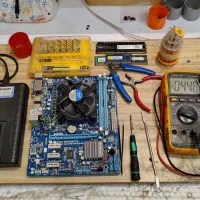 تعمیرات کامپیوتر و لپ تاپ و کنسول PS4