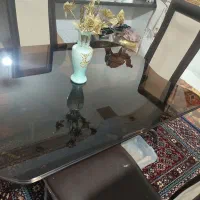 میز ناهار خوری شیشه ای