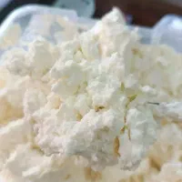 توزیع  ماست چکیده پرچرب