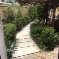 منزل-مسکونی-ویلایی-درب-حیاط-در-گچساران