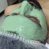 خدمات پاک‌سازی صورت