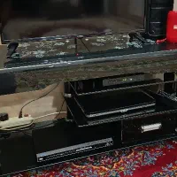 زیر تلویزیونی شیشه